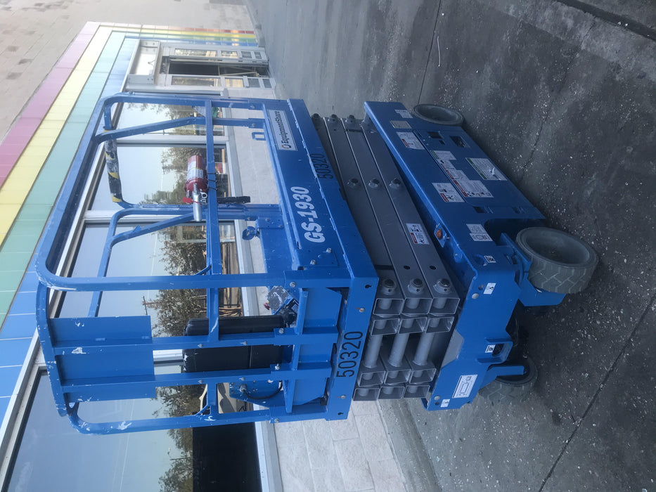 2019 Genie GS-1930 Fixed Rails with Chain Entry