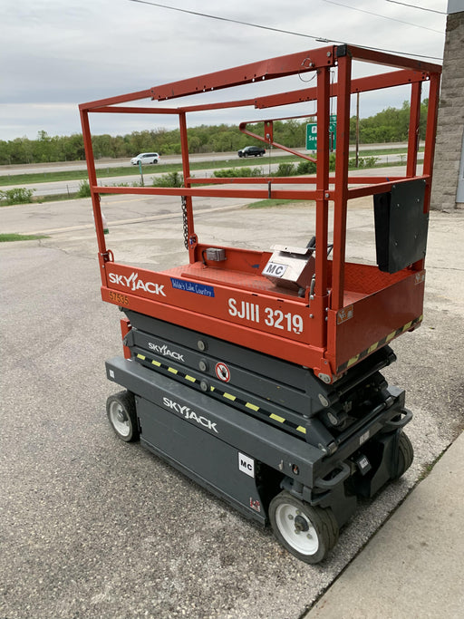 2016 Skyjack SJIII-3219 Standard Rental Specs