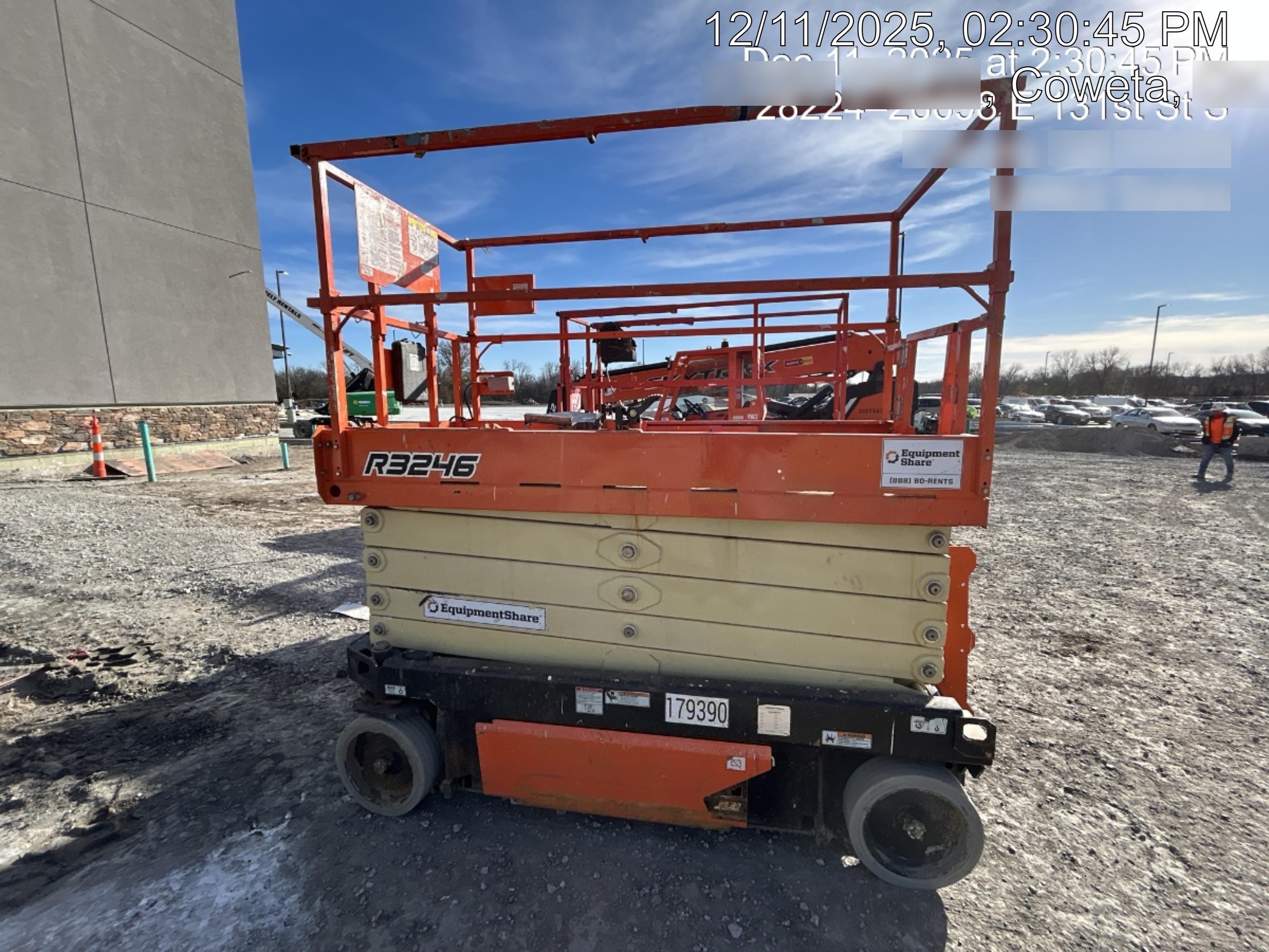 2021 JLG R3246