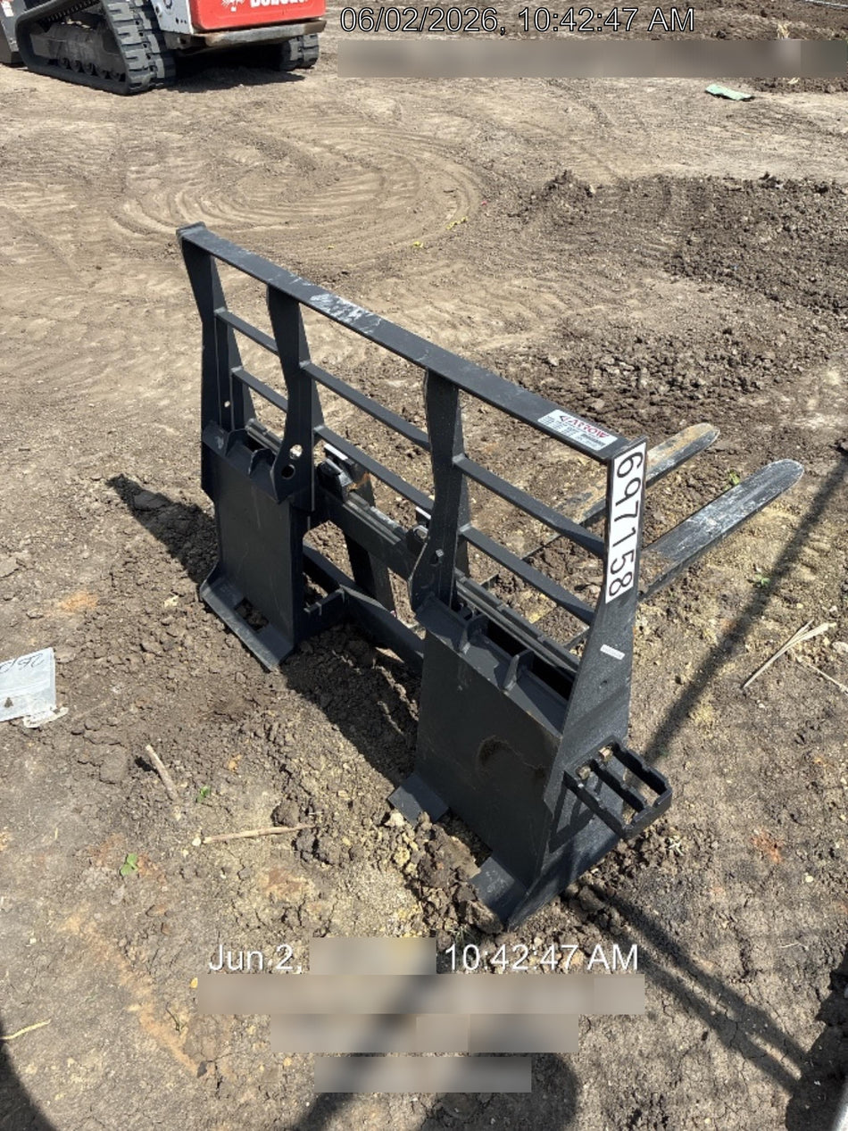 2026 ARROW MATERIAL HANDLING 48" Pallet Forks - Arrow
