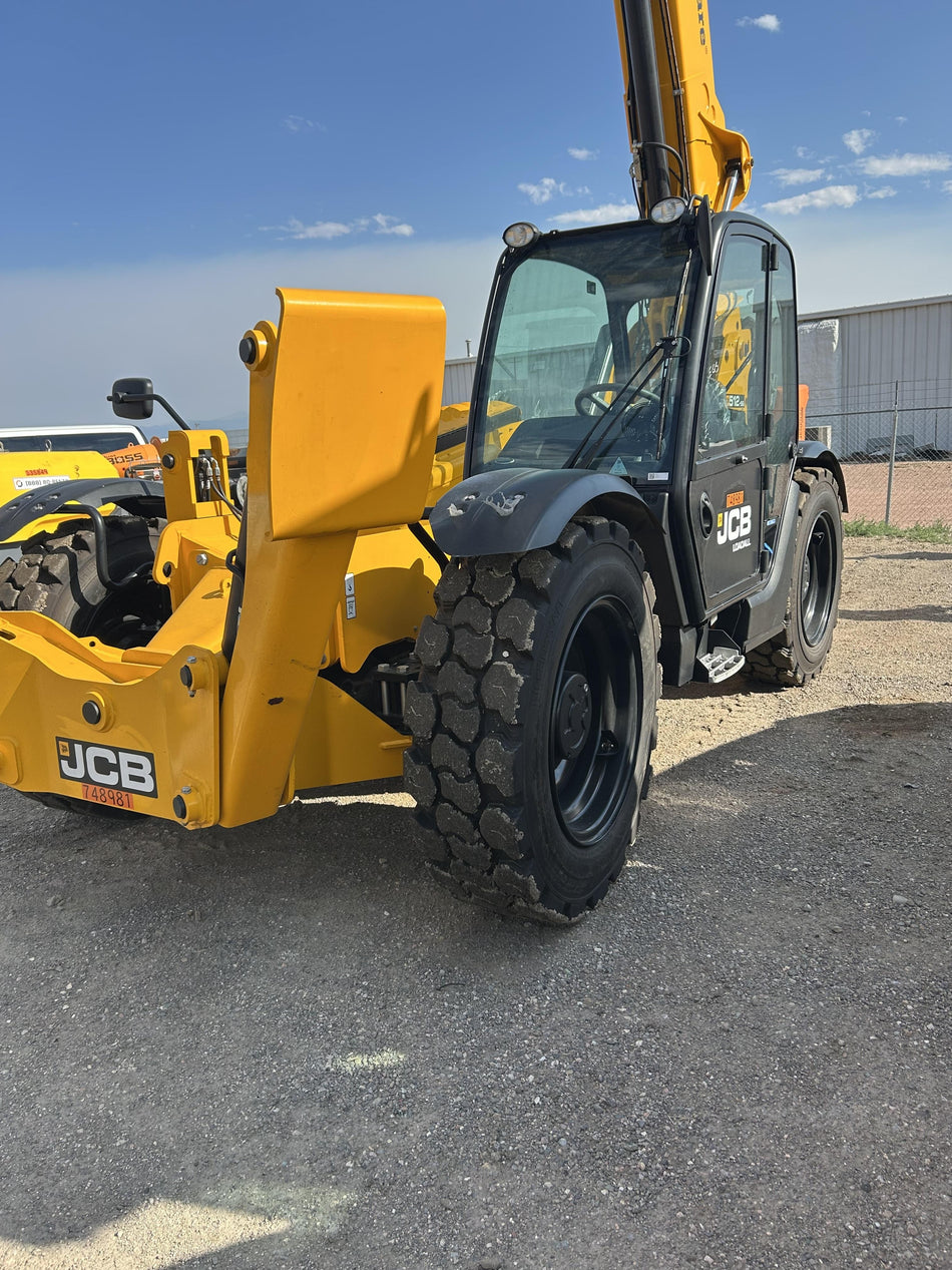 2026 JCB 512-56