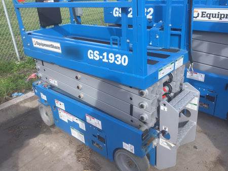 2018 GENIE GS-1930