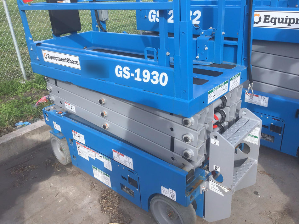 2018 GENIE GS-1930