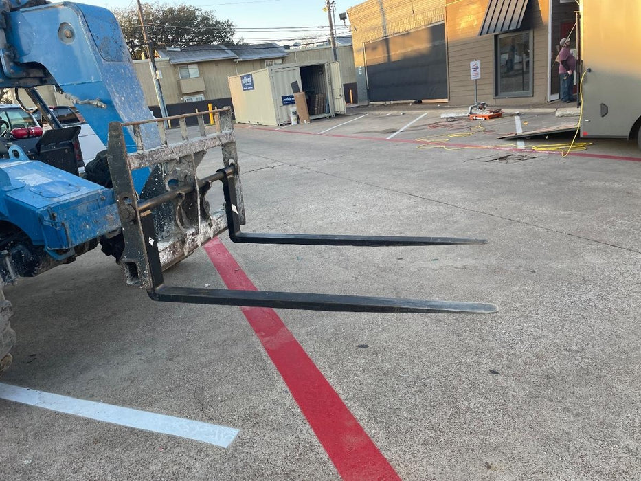 2017 Genie GTH-636 Genie GTH636 Telehandler, 48' Carriage, Solid Tires