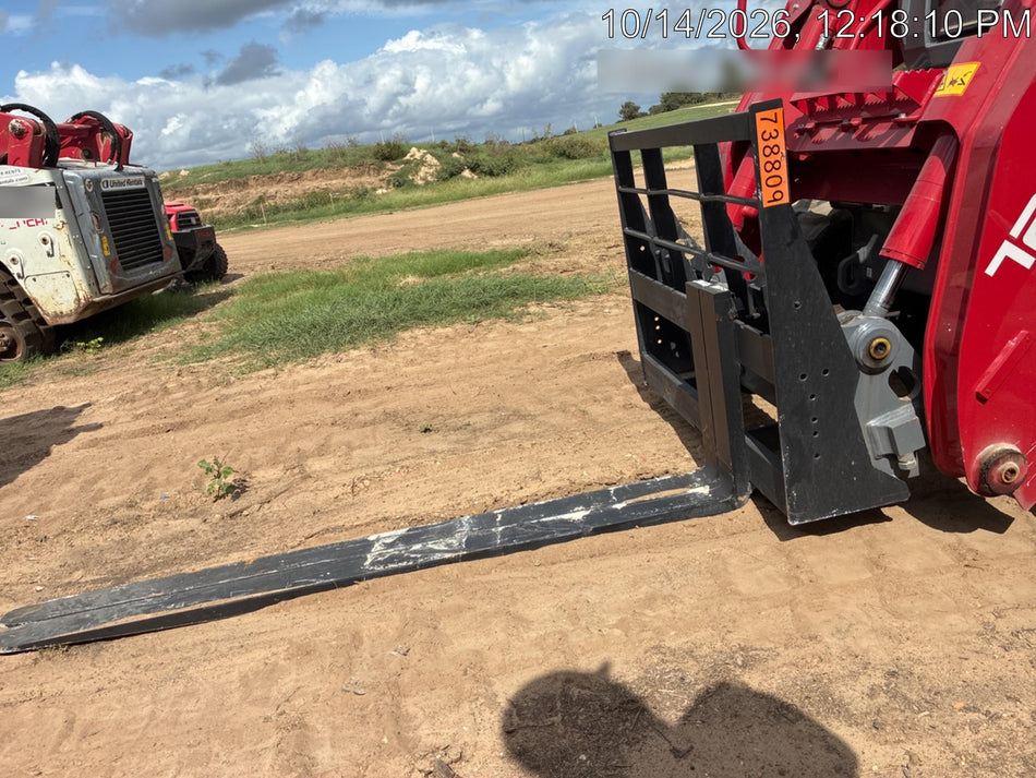 2026 ARROW MATERIAL HANDLING 72" Pallet Forks - Arrow