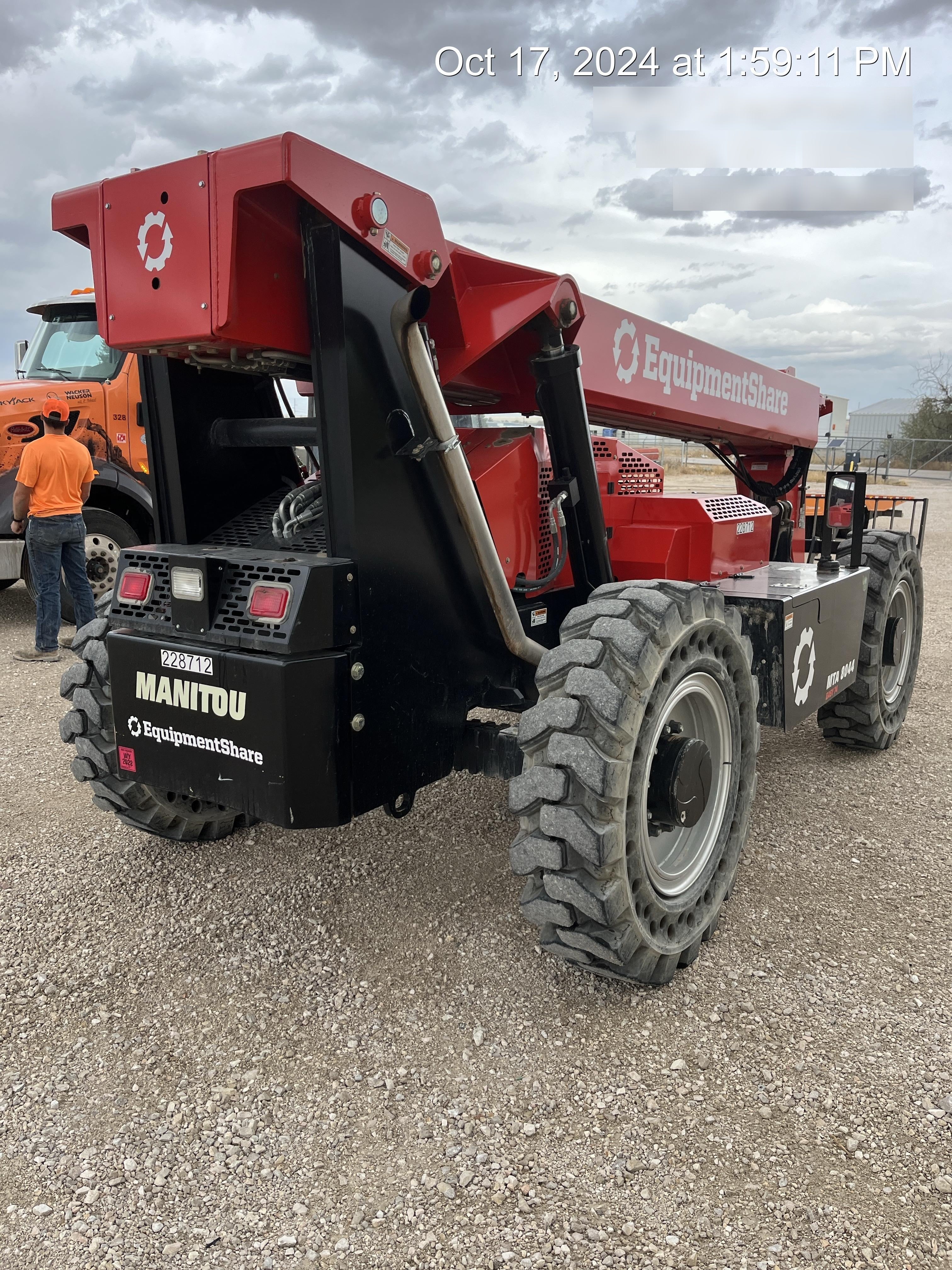 2022 MANITOU MTA8044