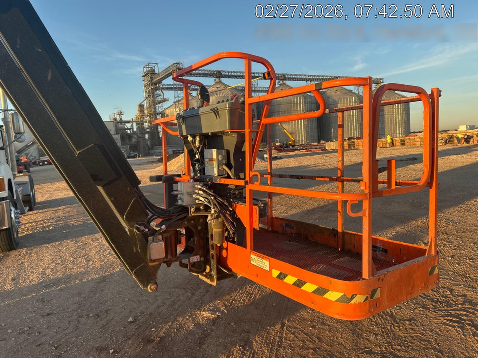 2024 JLG 860SJ