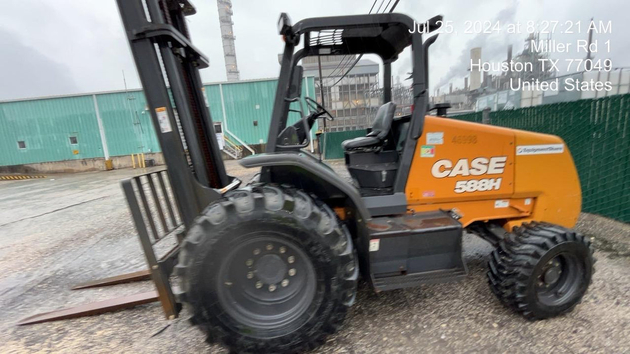 2018 CASE 588H