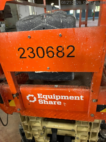 2022 JLG ES1932