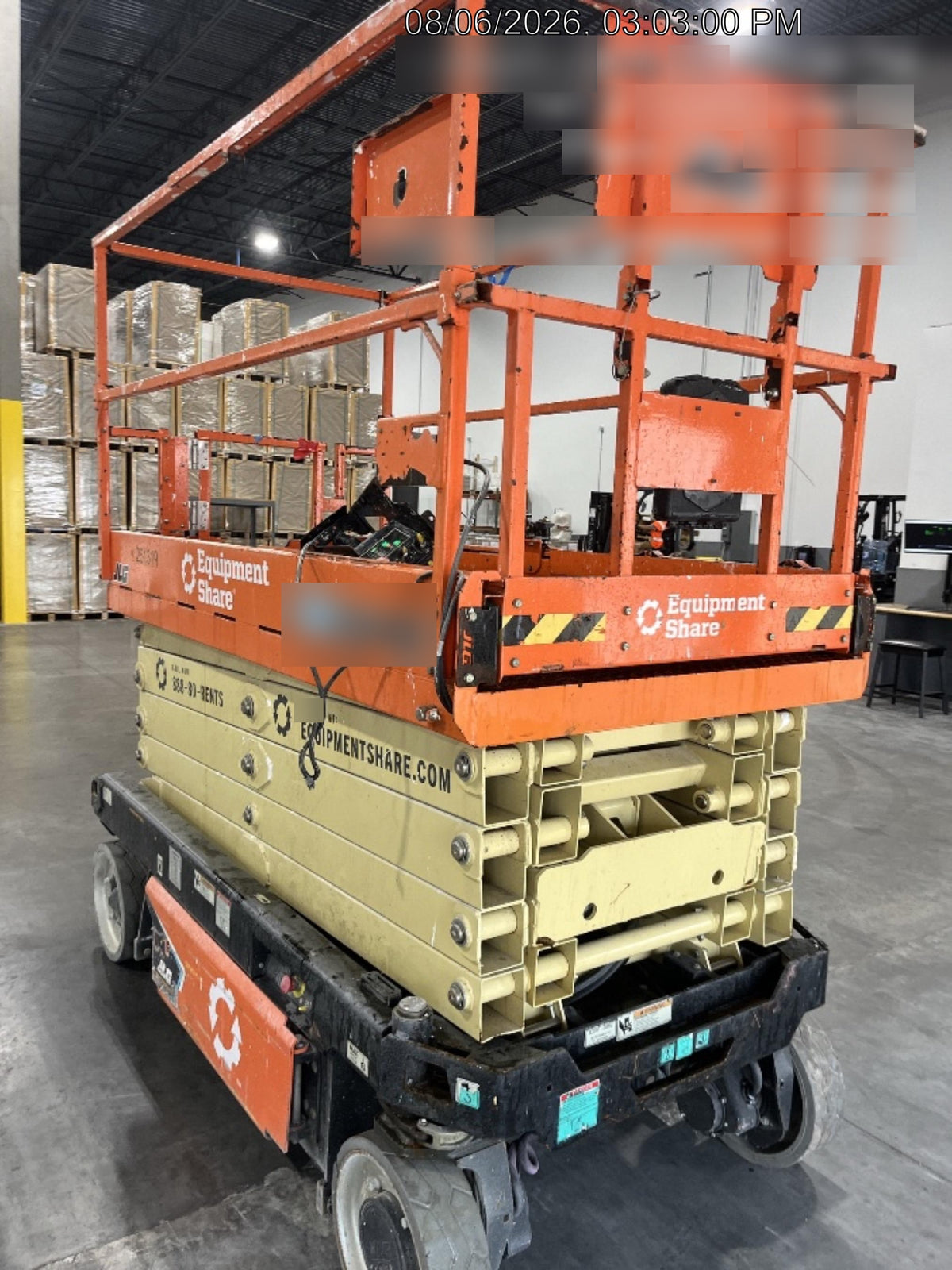 2022 JLG ES3246