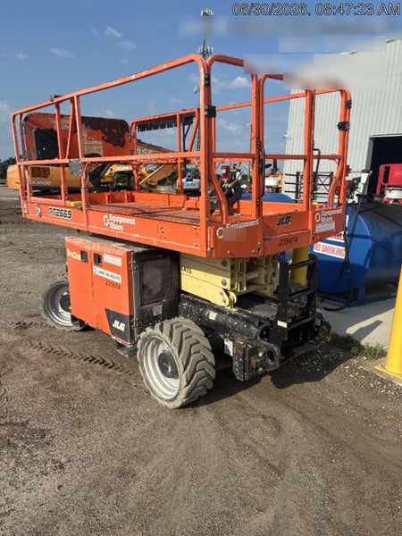 2022 JLG RT2669