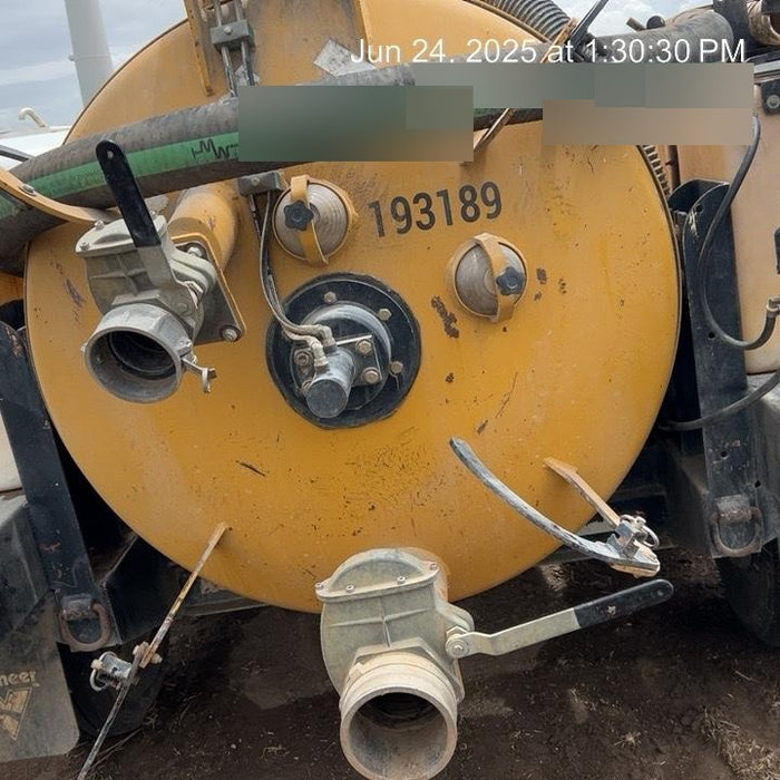 2021 VAC-TRON LP573XDT