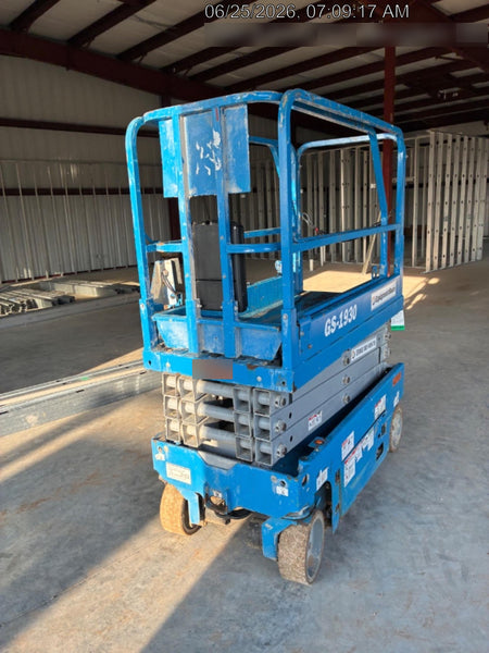 2019 Genie GS-1930 Fixed Rails with Chain Entry