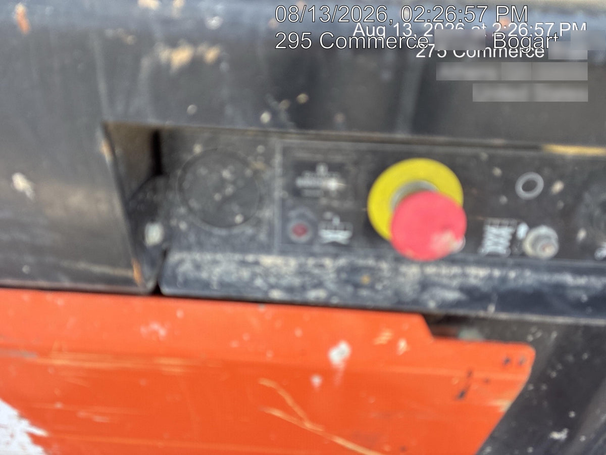 2022 JLG ES2632