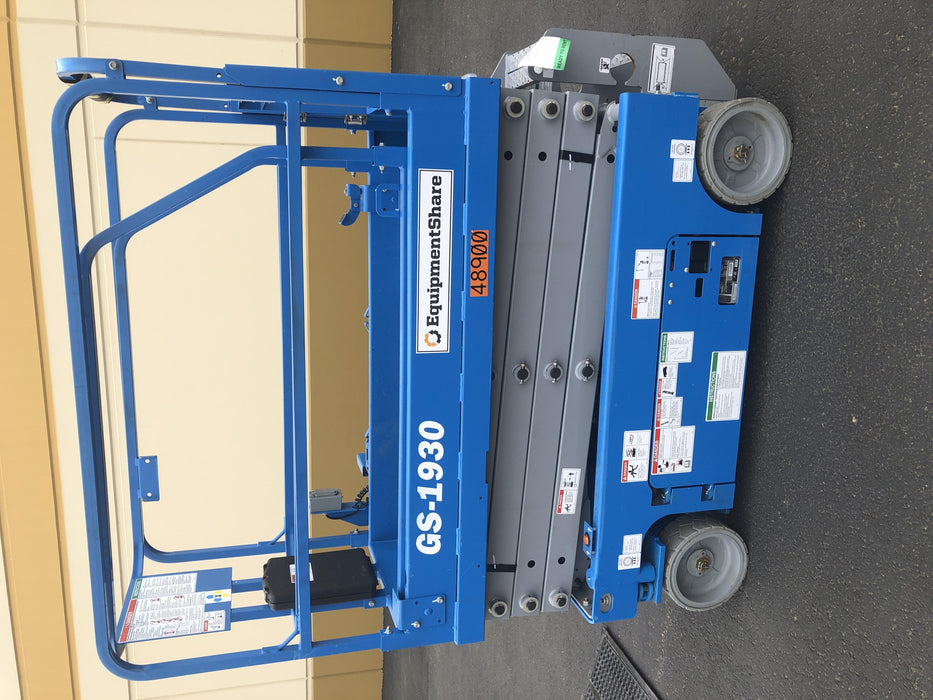 2019 Genie GS-1930 Half Height Swing Gate, 800W Inverter