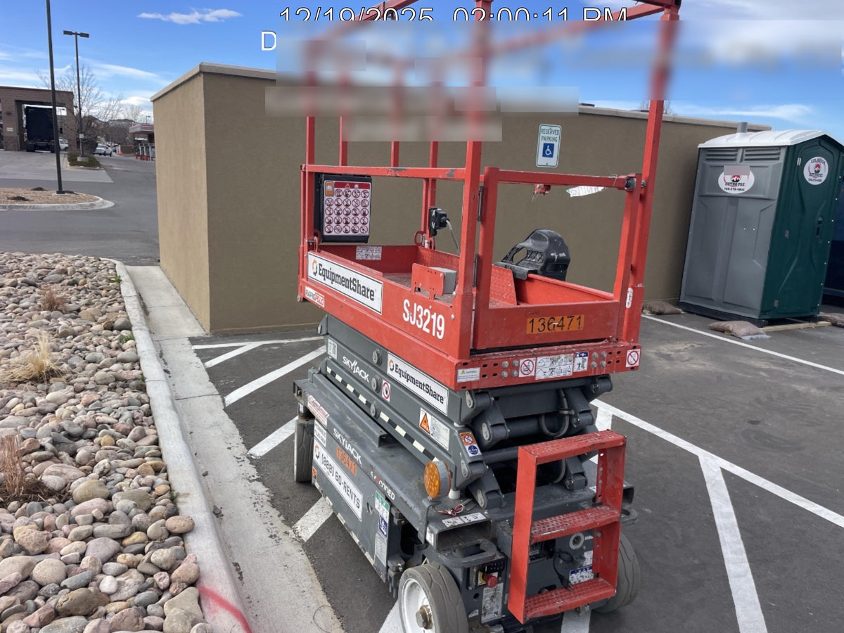 2021 SKYJACK SJ3219