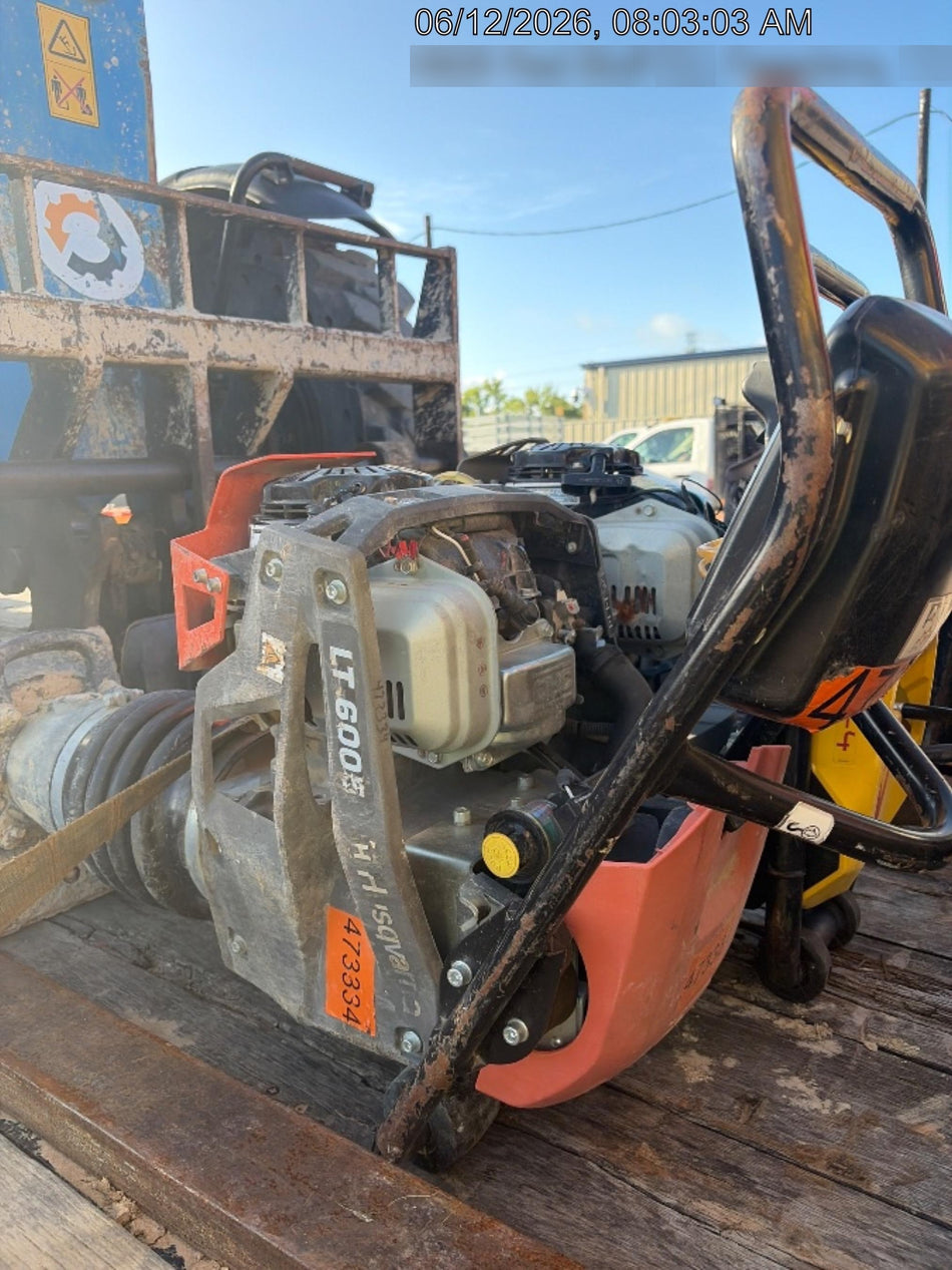 2024 HUSQVARNA LT6005