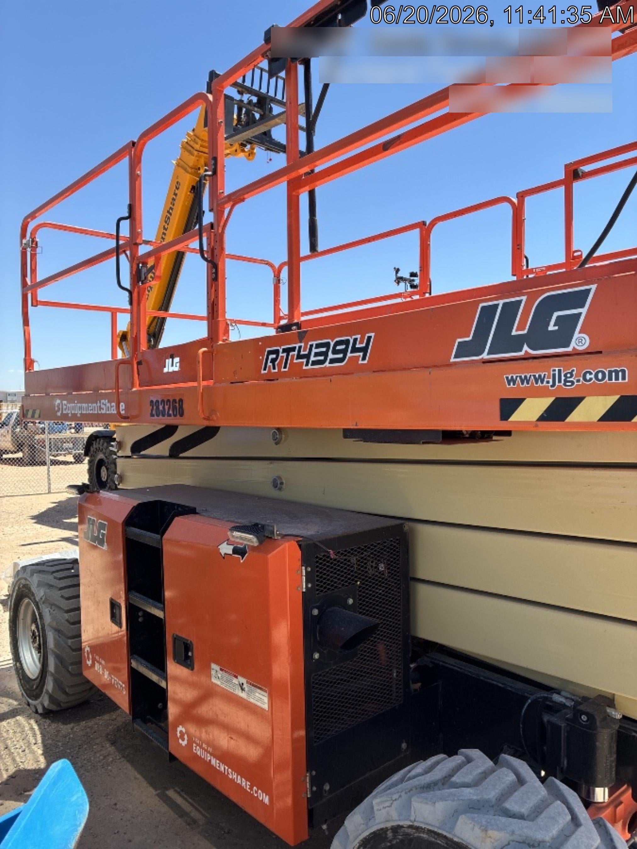 2022 JLG RT4394