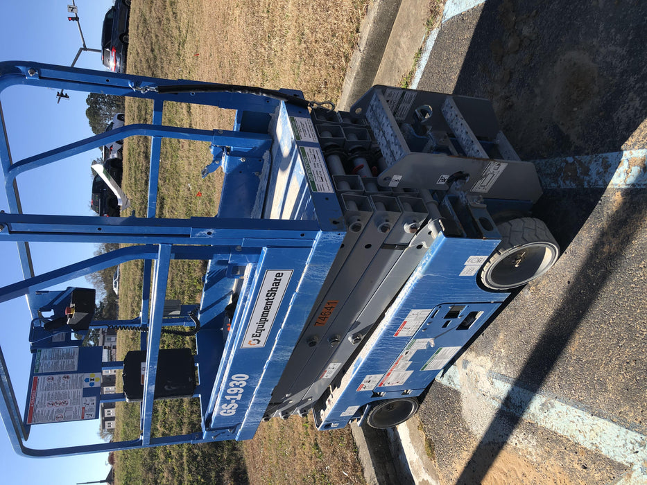 2020 Genie GS-1930 Fixed rails with chain entry gate - Pre A92.20