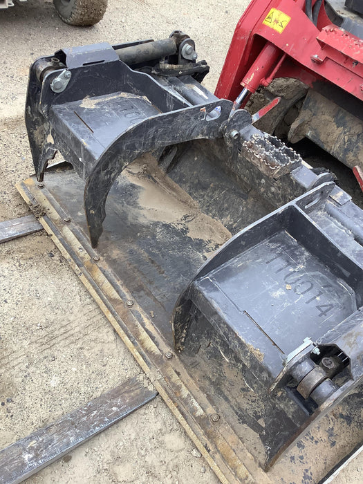 2020 PALADIN 72" Scrap Grapple Bucket - Paladin