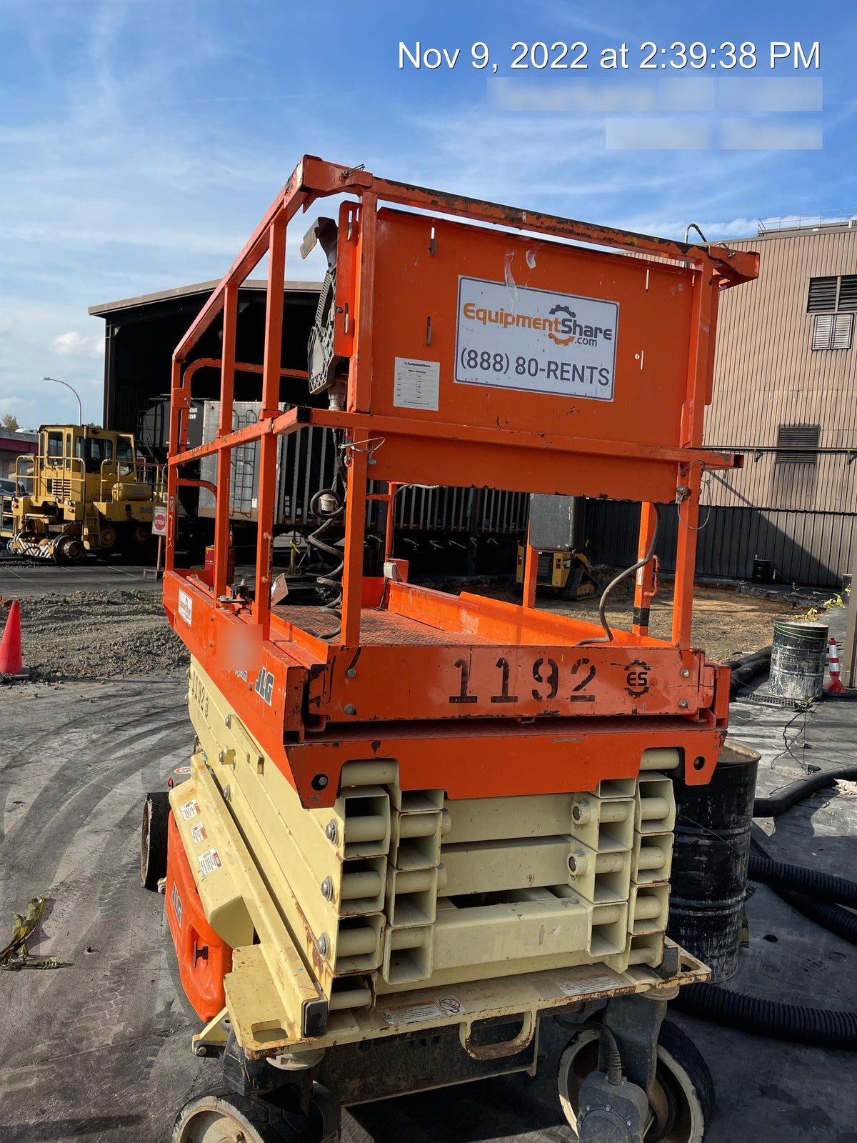 2016 JLG 3246ES