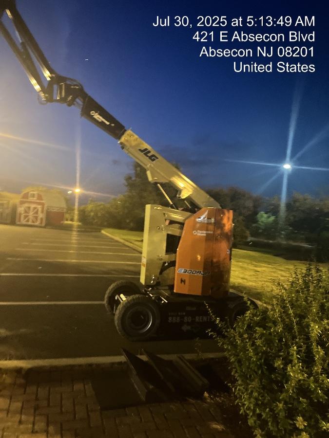 2025 JLG E300AJP