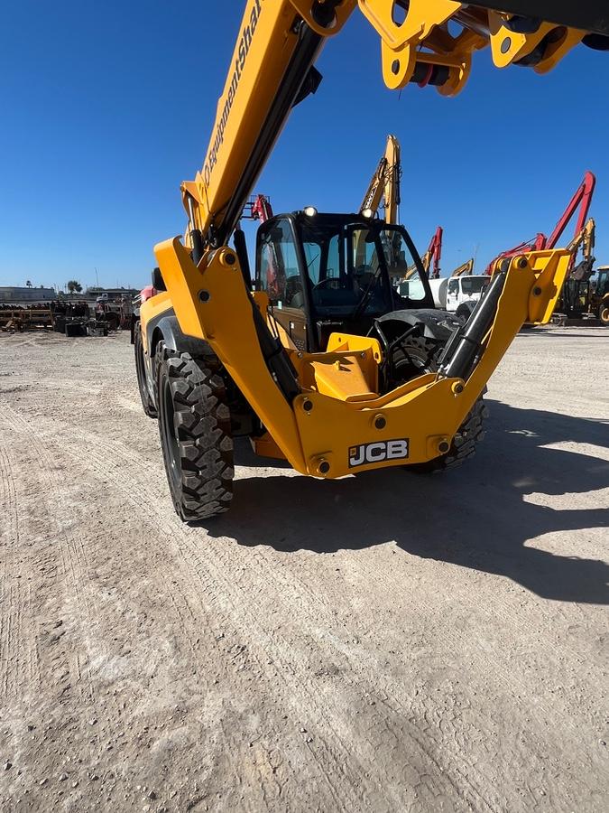 2025 JCB 510-56