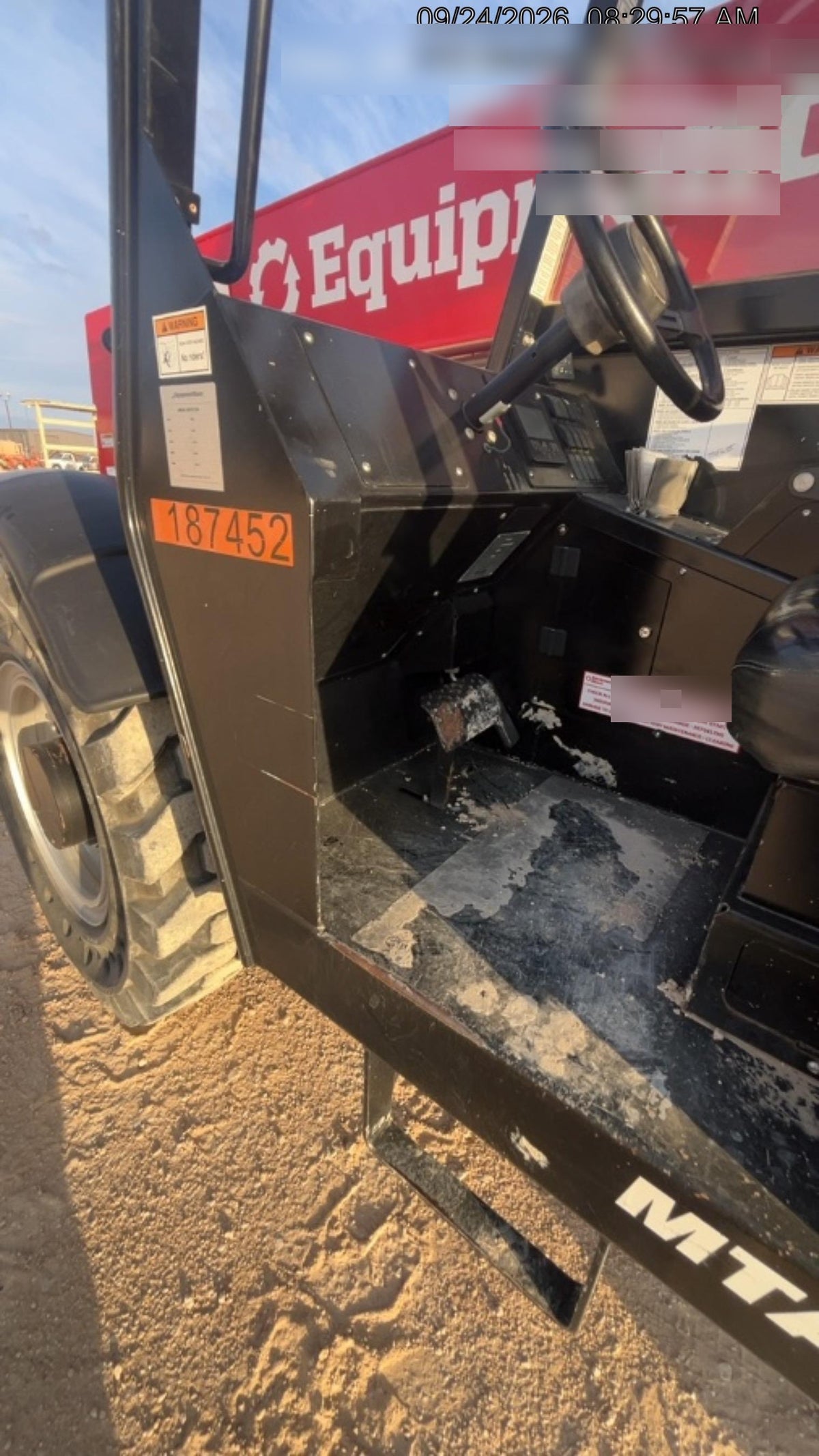 2021 MANITOU MTA8044