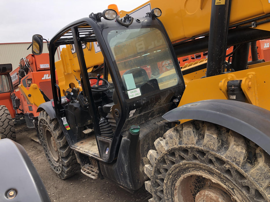 2019 JCB 510-56 Canopy, 74 HP, Solid Tires, STD Worklight, Beacon, Aux Hydraulics, Lifting Eye, Back up Alarm w/66" Carriage/60" Forks