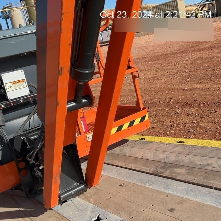 2021 JLG 460SJ