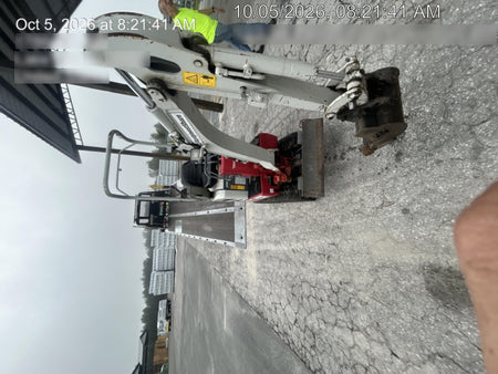 2022 TAKEUCHI TB210R