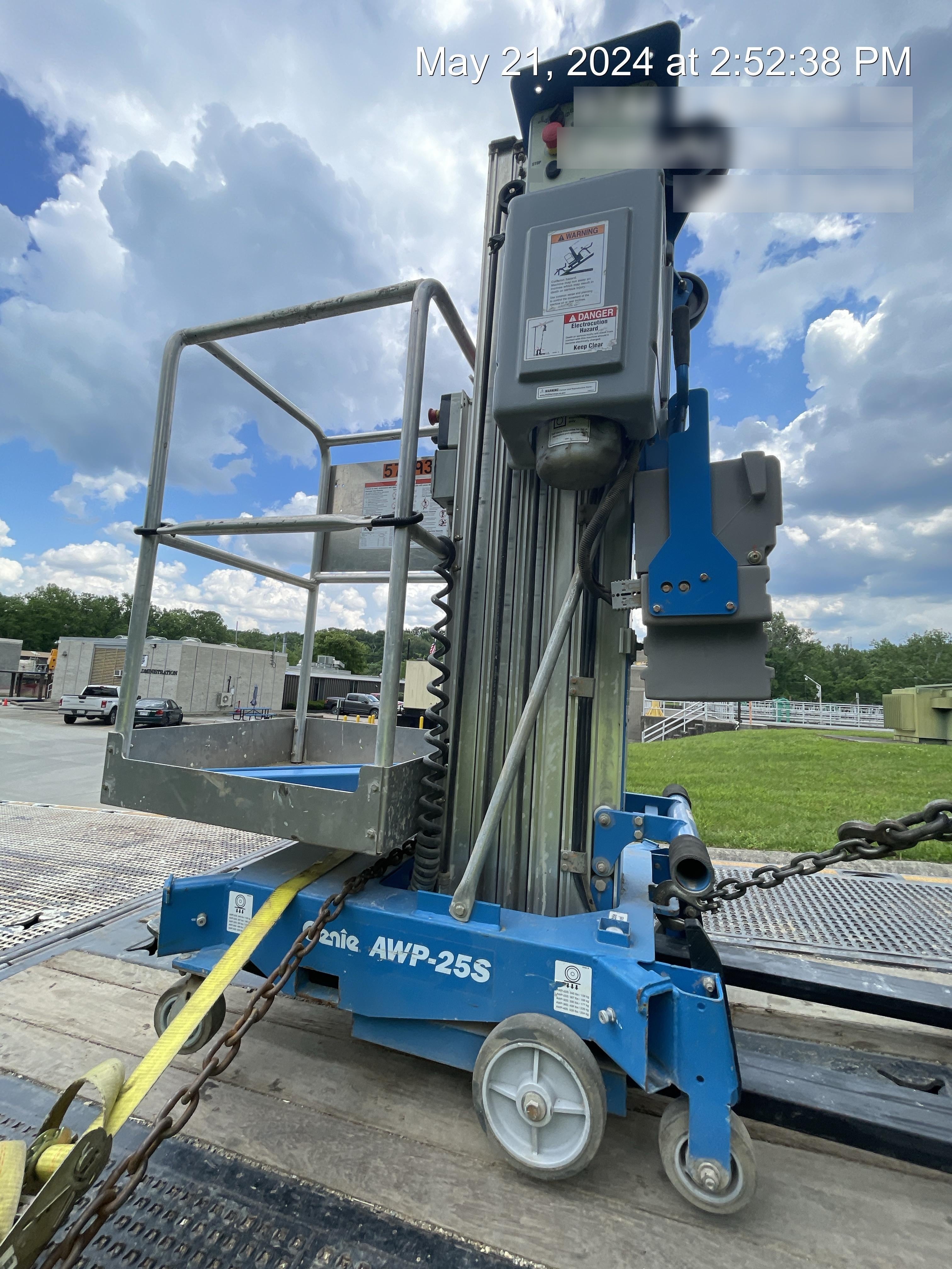 2018 GENIE AWP-25S