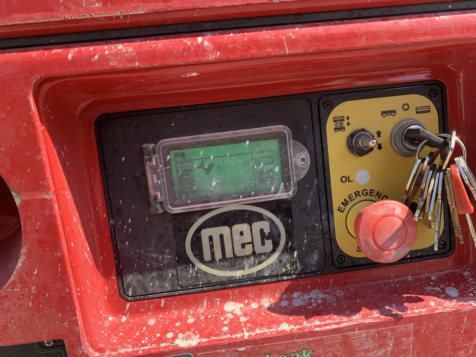 2020 MEC 1330SE Solid NM Tires, Steel Swing out Doors, LCS, Beacon, 900W Inverter