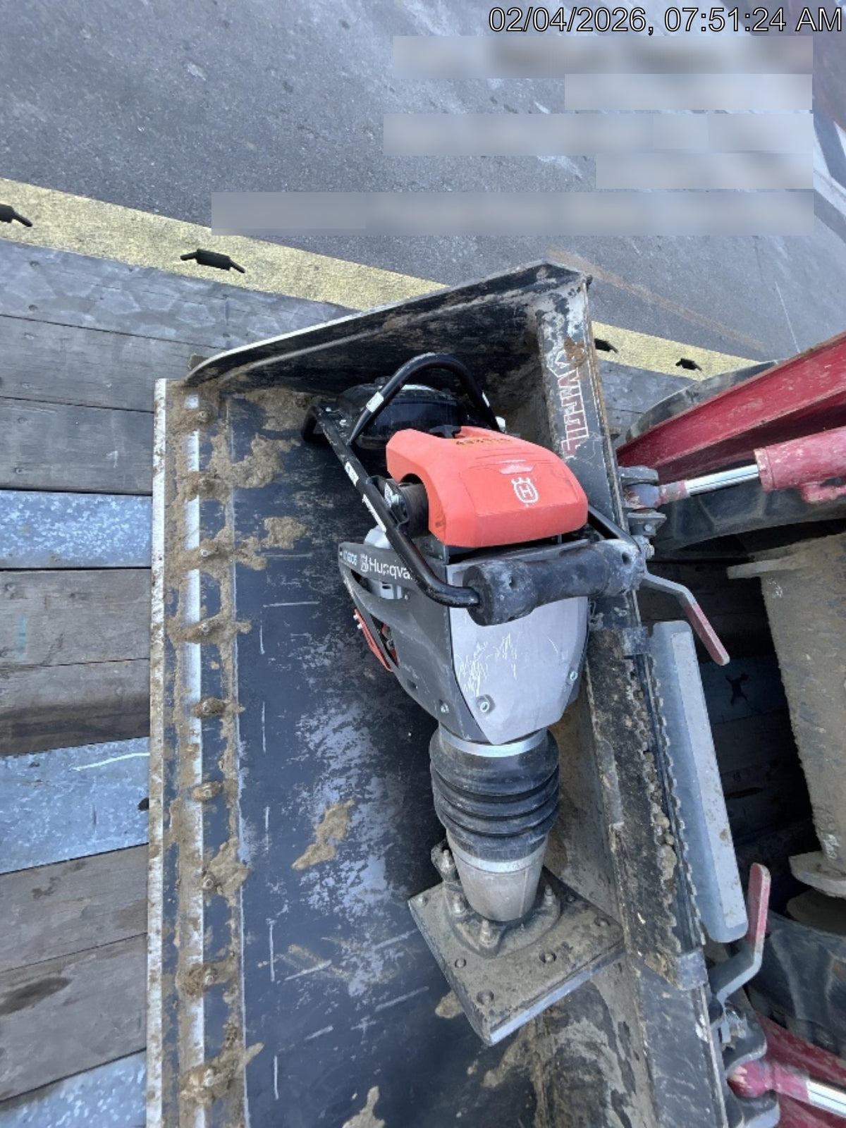 2024 HUSQVARNA LT6005