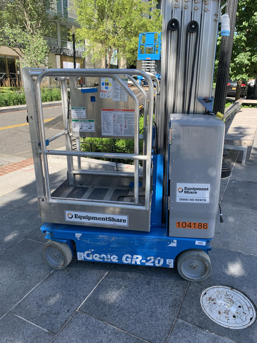 2020 GENIE GR-20
