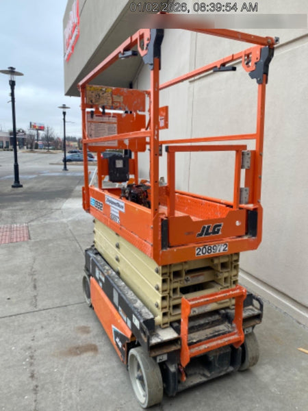 2022 JLG ES1932