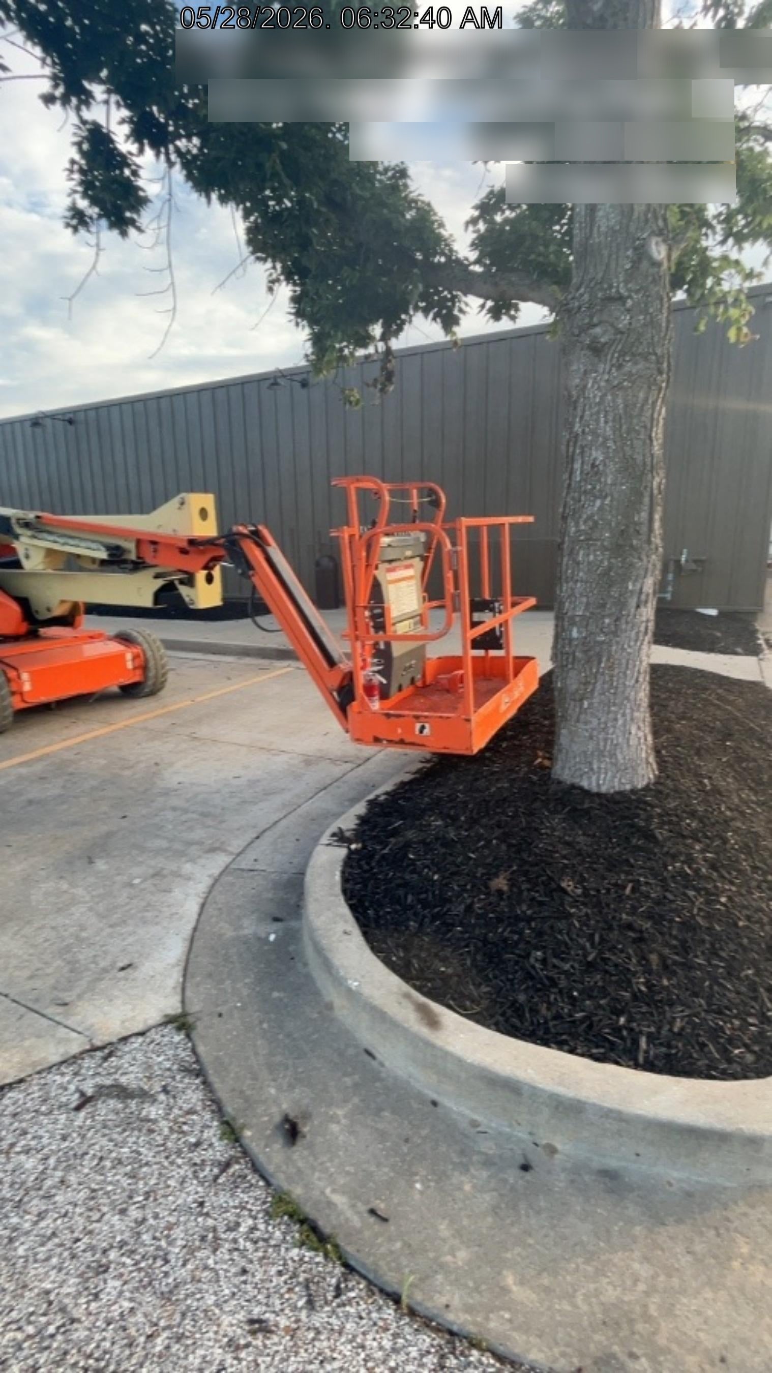 2019 JLG E450AJ