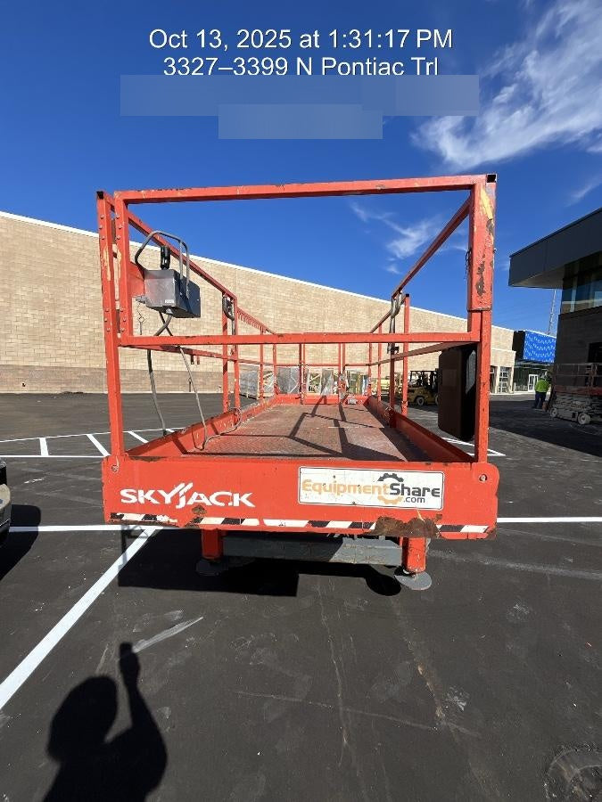 2017 SKYJACK SJ6826 RT