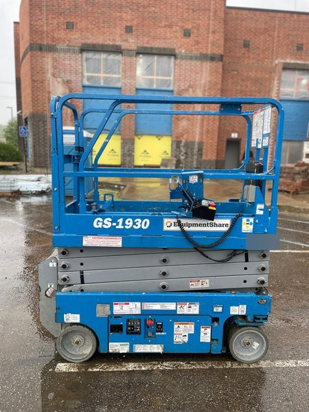 2020 Genie GS-1930 Solid Non Marking Tires, Beacon, Folding rails with half height swing gate