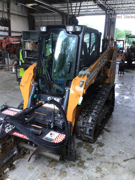 2021 CASE TR270B