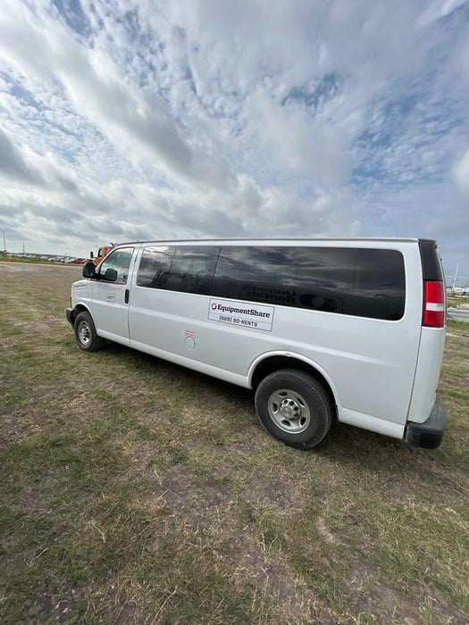 2023 CHEVROLET Express Van - Rental