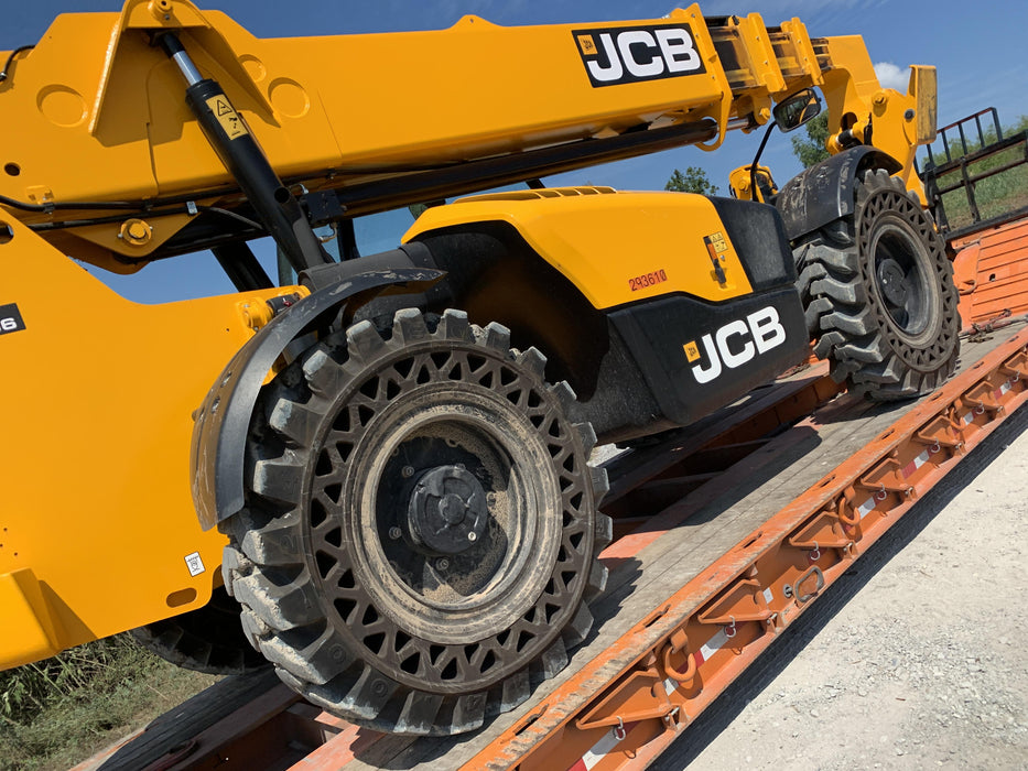 2023 JCB 510-56