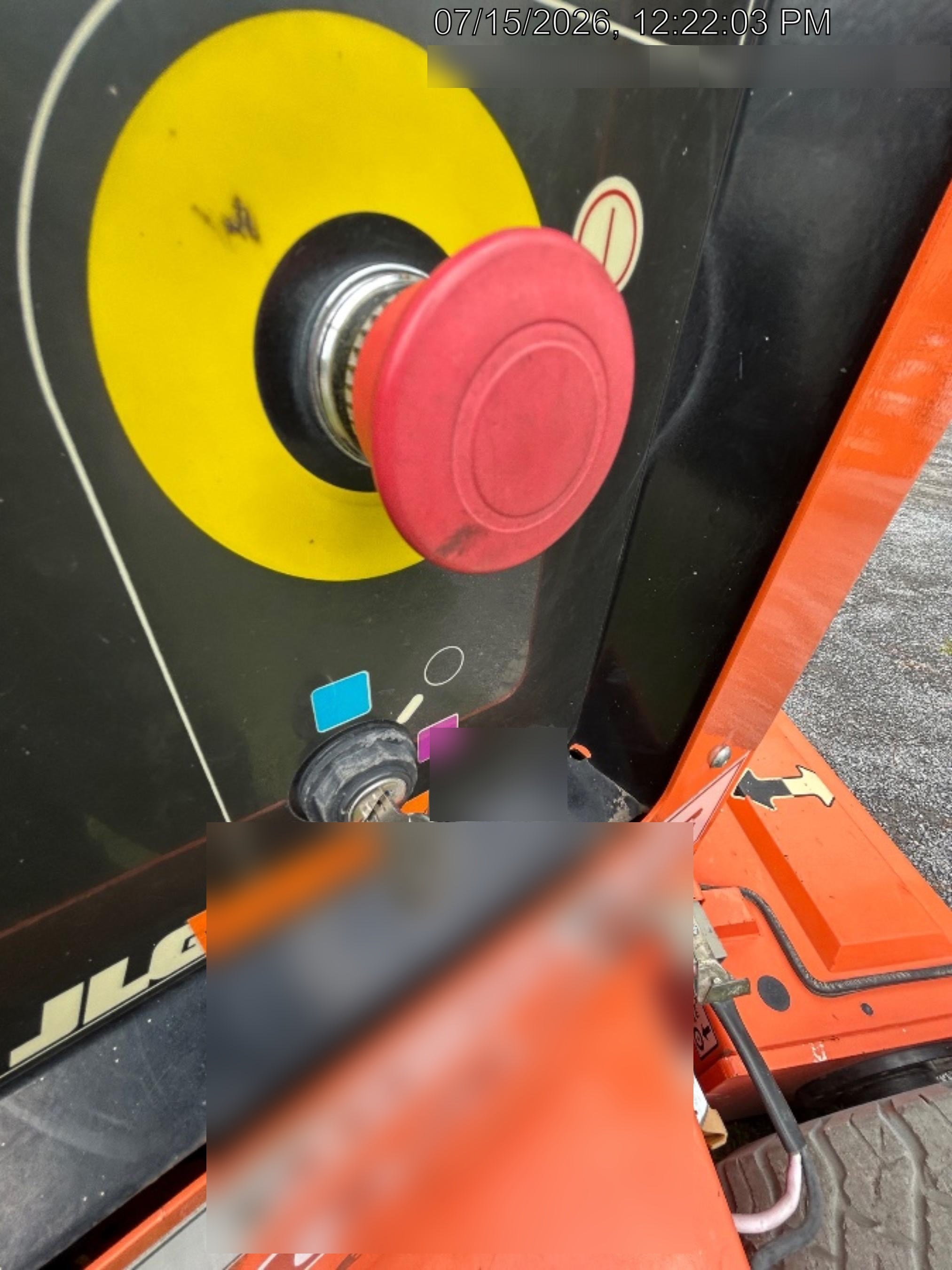 2019 JLG E300AJP
