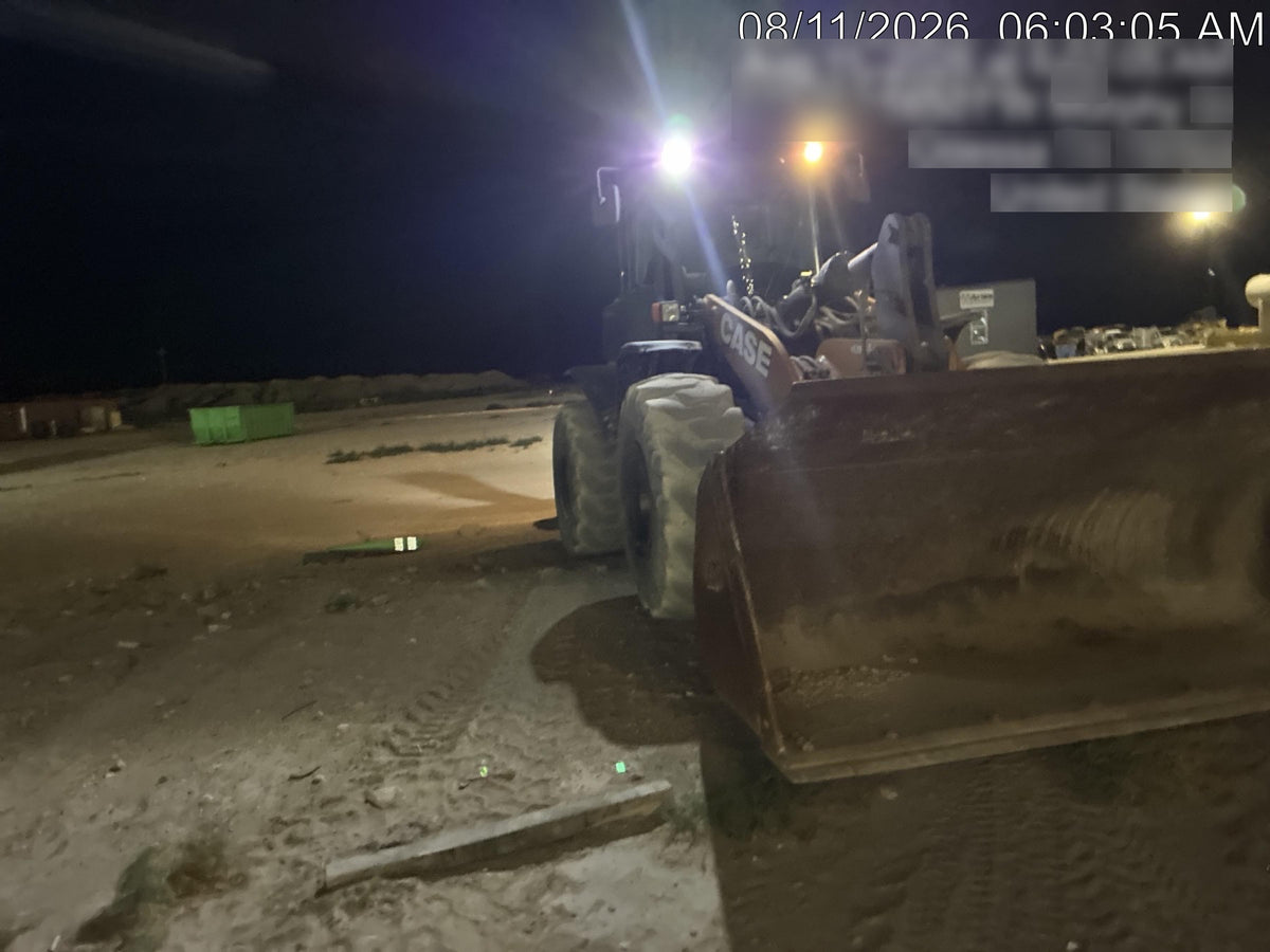 2022 CASE 821G