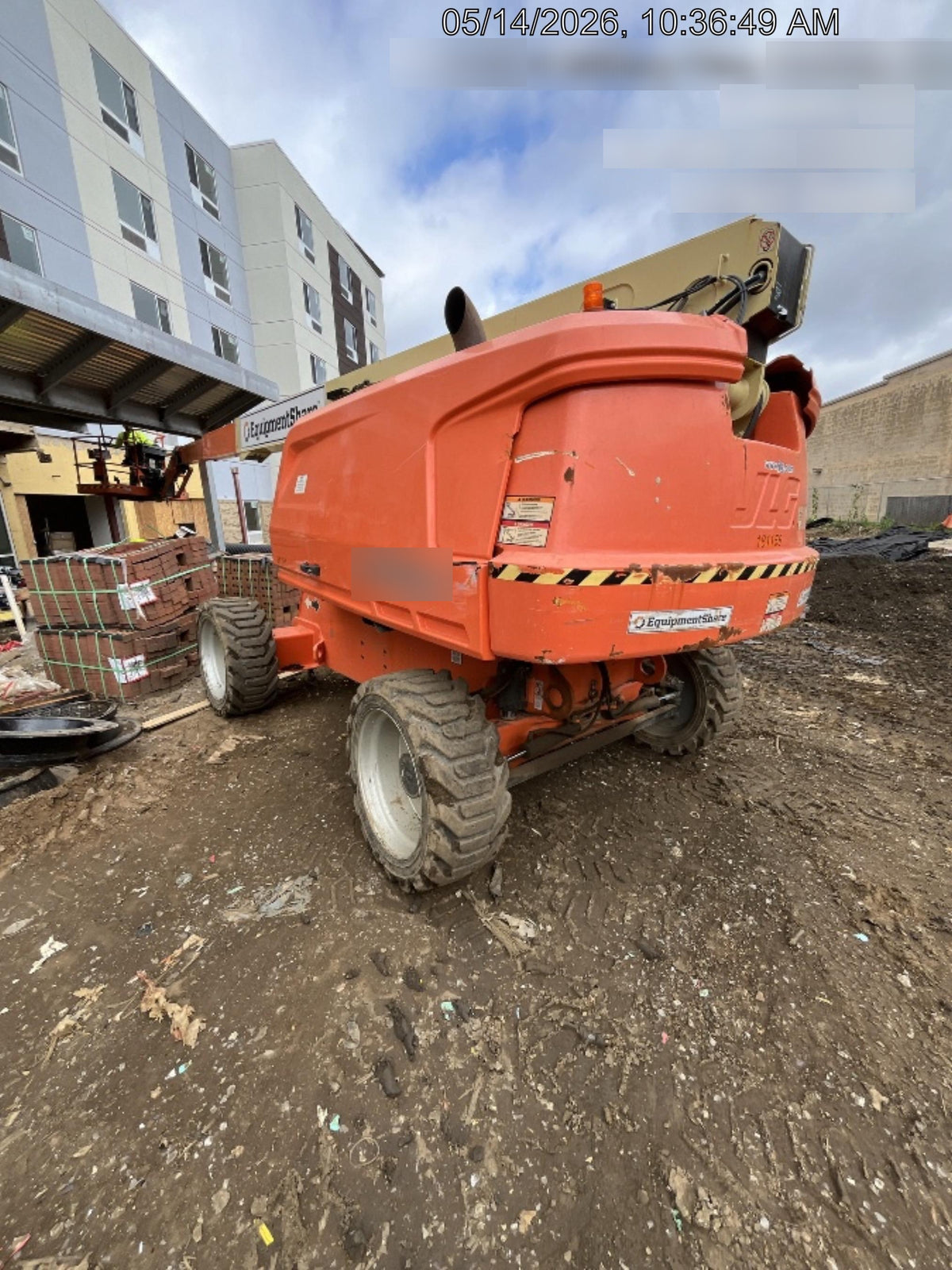 2021 JLG 660SJ
