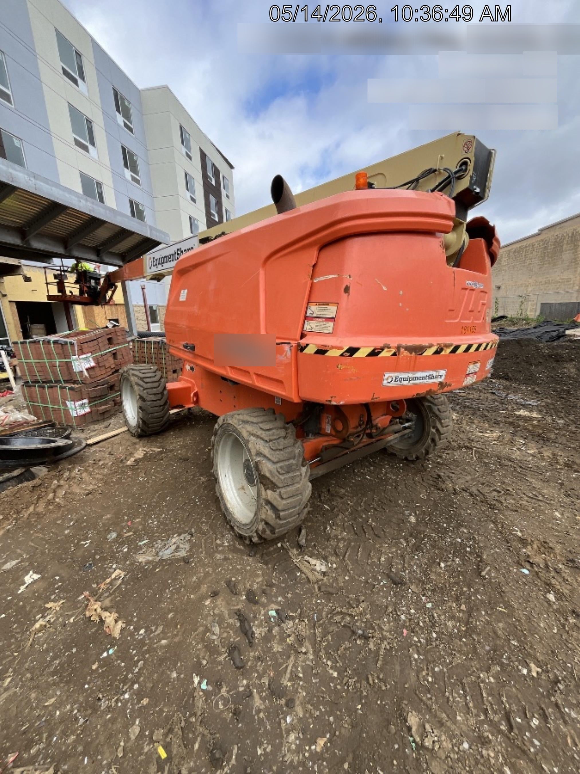 2021 JLG 660SJ