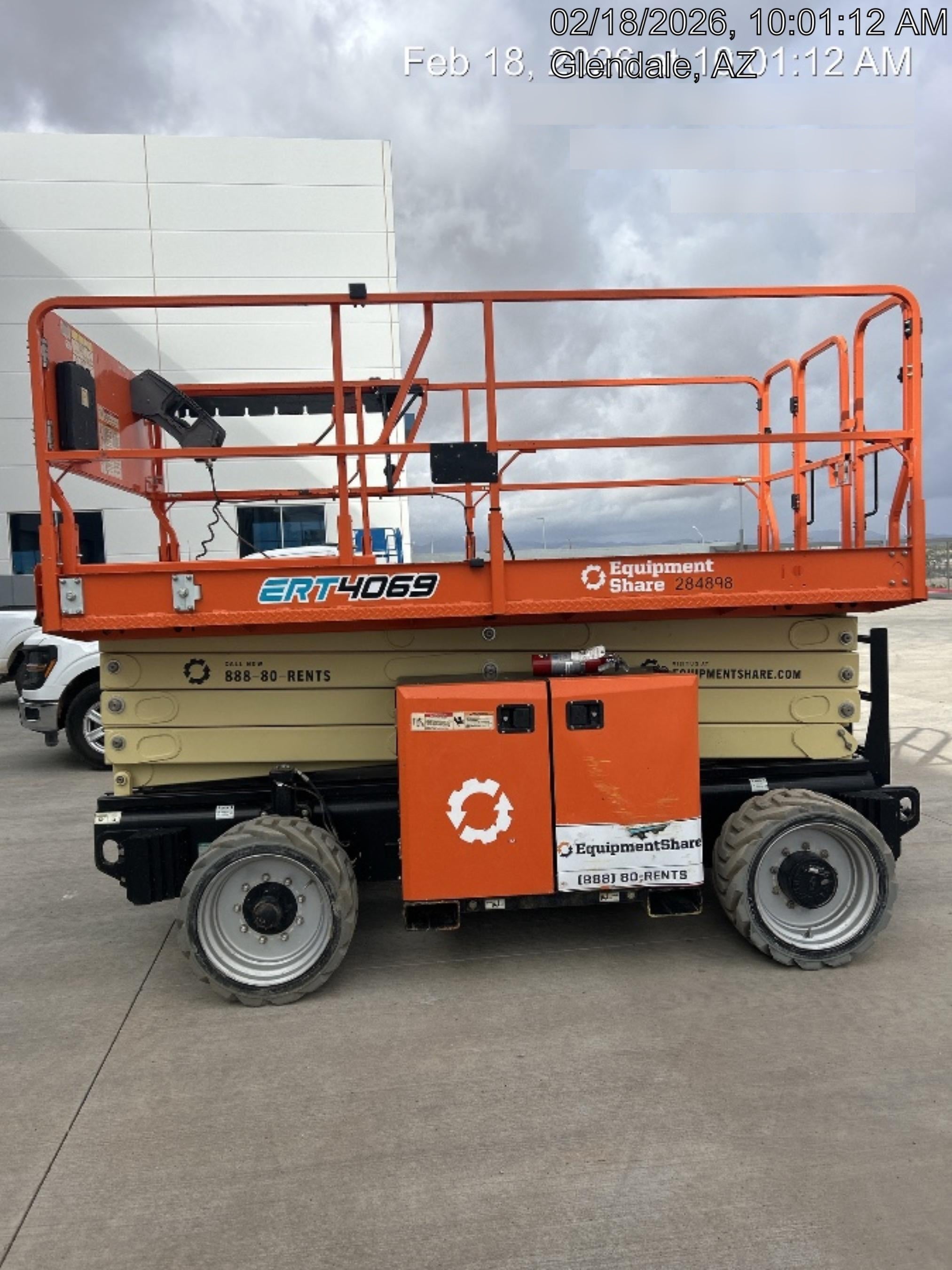 2022 JLG ERT4069
