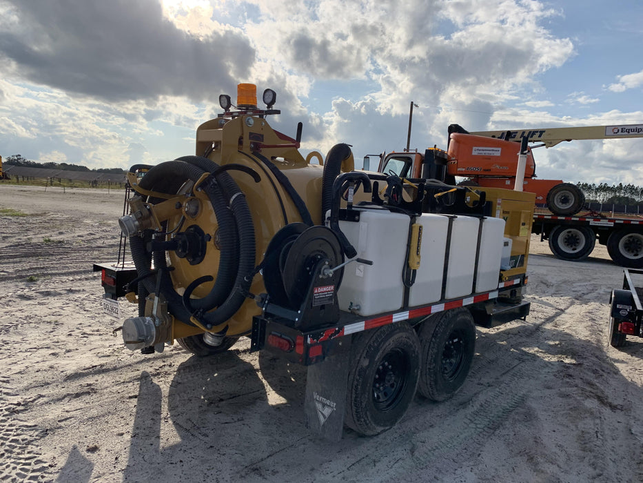 2023 VAC-TRON LP573XDT