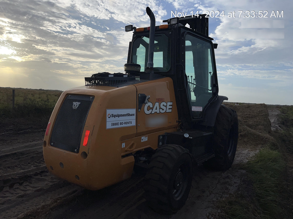 2021 CASE 588H