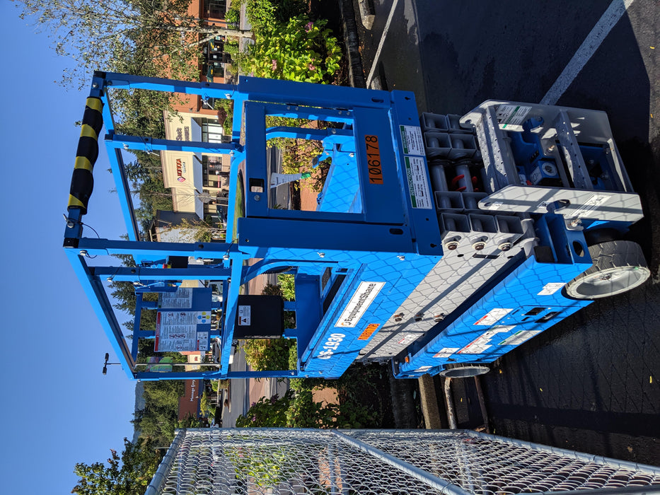 2020 Genie GS-1930 Solid Non Marking Tires, Beacon, Folding rails with half height swing gate, 800W Inverter